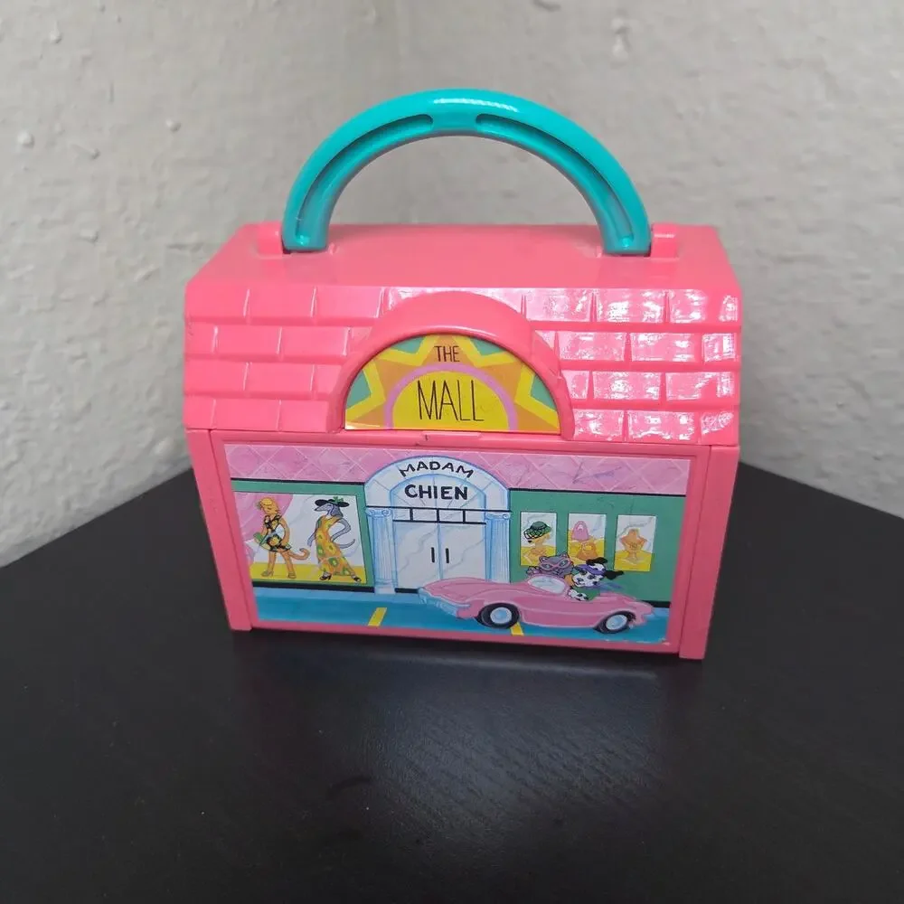 Vintage 1996 Galoob Pound Puppies The Mall Miniature Playset with 4 Figures